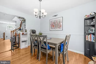 732 Streamside Dr, Bowie, MD 20721 - Photo 8