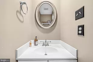 732 Streamside Dr, Bowie, MD 20721 - Photo 14