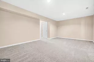 732 Streamside Dr, Bowie, MD 20721 - Photo 24