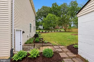 901 Nova Ave, Capitol Heights, MD 20743 - Photo 32
