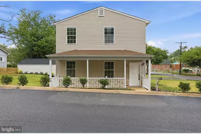 901 Nova Avenue, Capitol Heights, MD 20743 - Photo 1