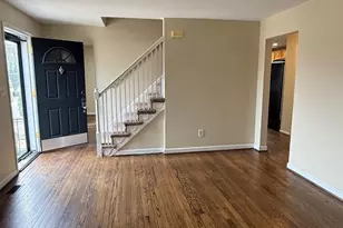2421 Ramblewood Dr, District Heights, MD 20747 - Photo 2