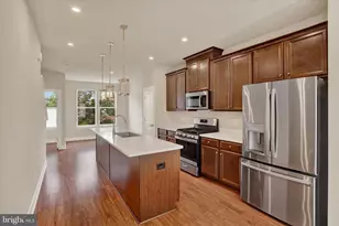 3511 Carnaby St, Hyattsville, MD 20782 - Photo 12