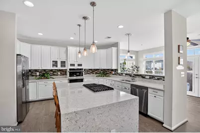 7406 White Plains Lane, Brandywine, MD 20613 - Photo 2