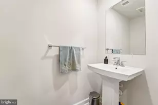 1719 Ml Br Dr, Laurel, MD 20708 - Photo 16