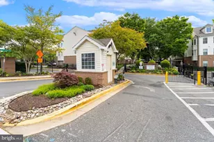 8921 Town Center Cir, Upper Marlboro, MD 20774 - Photo 26