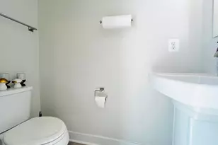 4637 Towne Park Rd, Suitland, MD 20746 - Photo 6