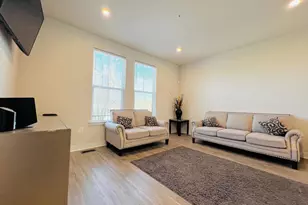 4637 Towne Park Rd, Suitland, MD 20746 - Photo 4