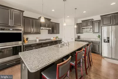 12605 Broughton Bluff, Brandywine, MD 20613 - Photo 4