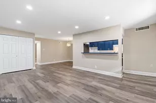 3906 Stone Gate Dr, Suitland, MD 20746 - Photo 6