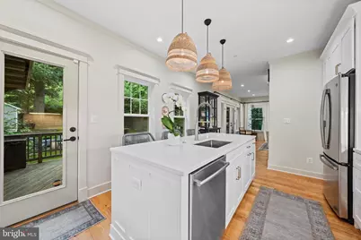 4102 Hamilton Street, Hyattsville, MD 20781 - Photo 12