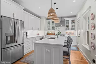 4102 Hamilton St, Hyattsville, MD 20781 - Photo 10