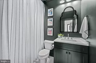 4102 Hamilton St, Hyattsville, MD 20781 - Photo 24