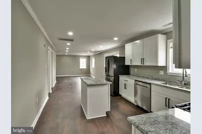 10 Bayou Avenue #(TOP FLOOR), Capitol Heights, MD 20743 - Photo 4