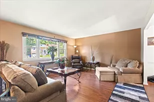 9202 Southmoor Ct, Upper Marlboro, MD 20772 - Photo 6