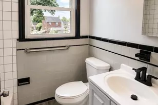 4881 Towne Park Rd, Suitland, MD 20746 - Photo 10