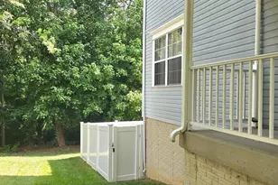 2814 Lindesfarn Terrace, Fort Washington, MD 20744 - Photo 16