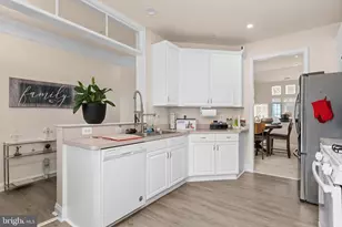 7208 Paperbark Terrace, Laurel, MD 20707 - Photo 10