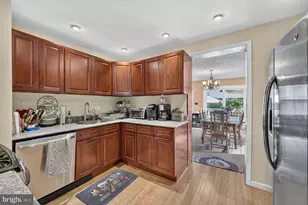 5406 Spring Ln, Hyattsville, MD 20781 - Photo 4