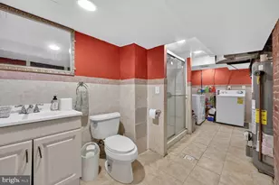 5406 Spring Ln, Hyattsville, MD 20781 - Photo 18