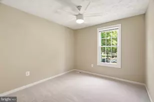 310 Shady Glen Dr, Capitol Heights, MD 20743 - Photo 16