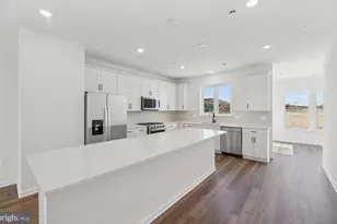 4207 Eliza Ct, Upper Marlboro, MD 20772 - Photo 2
