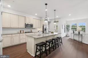 10102 Dorsey Ln, Lanham, MD 20706 - Photo 6