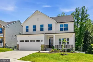15550 Twin River Cir, Bowie, MD 20716 - Photo 2