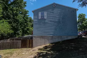 1319 Upcot Ct, Capitol Heights, MD 20743 - Photo 4