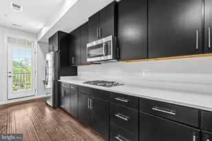 10072 Dorsey Ln, Lanham, MD 20706 - Photo 14