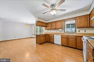 13245 Croom Rd, Upper Marlboro, MD 20772 - Photo 26