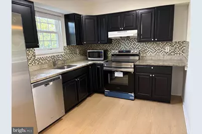 7818 Cloister Place, Greenbelt, MD 20770 - Photo 8