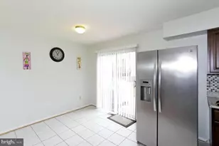 7818 Cloister Pl, Greenbelt, MD 20770 - Photo 6
