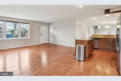 5608 Eastwood Court, Clinton, MD 20735 - Photo 4