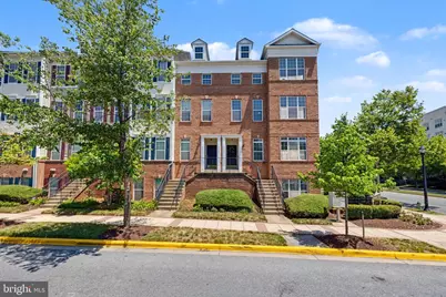 4332 Telfair Boulevard #334, Suitland, MD 20746 - Photo 1
