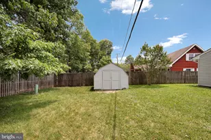 3907 Croydon Ln, Bowie, MD 20715 - Photo 32