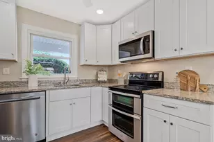 3907 Croydon Ln, Bowie, MD 20715 - Photo 8