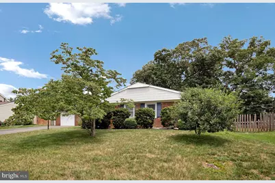 3907 Croydon Lane, Bowie, MD 20715 - Photo 2