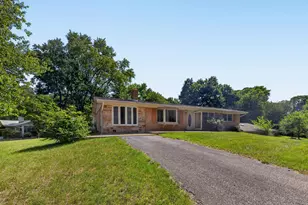 5611 Park Dr, Bowie, MD 20715 - Photo 4