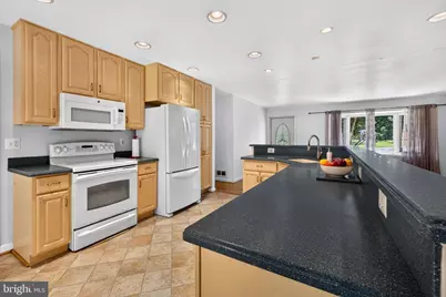 5611 Park Drive, Bowie, MD 20715 - Photo 14
