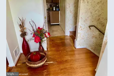 2200 Oaktree Lane, Temple Hills, MD 20748 - Photo 2