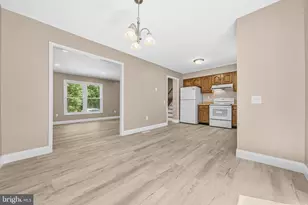10107 Snowden Rd, Laurel, MD 20708 - Photo 14