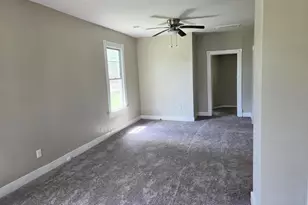 208 68th Pl, Capitol Heights, MD 20743 - Photo 4