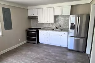 208 68th Pl, Capitol Heights, MD 20743 - Photo 10