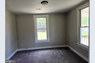 208 68th Place, Capitol Heights, MD 20743 - Photo 8