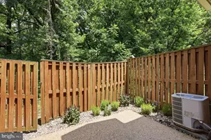 1801 Dutch Village Dr, Landover, MD 20785 - Photo 24
