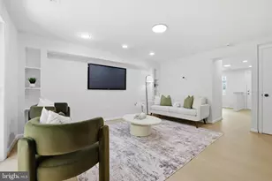 1801 Dutch Village Dr, Landover, MD 20785 - Photo 12