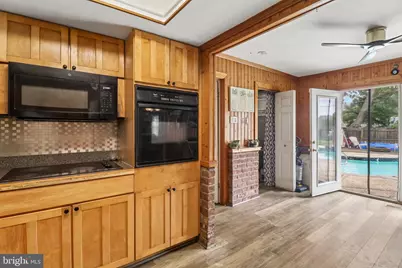 15751 Pointer Ridge Drive, Bowie, MD 20716 - Photo 20