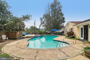 15751 Pointer Ridge Dr, Bowie, MD 20716 - Photo 42
