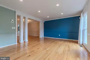 3929 Sunflower Cir, Bowie, MD 20721 - Photo 2